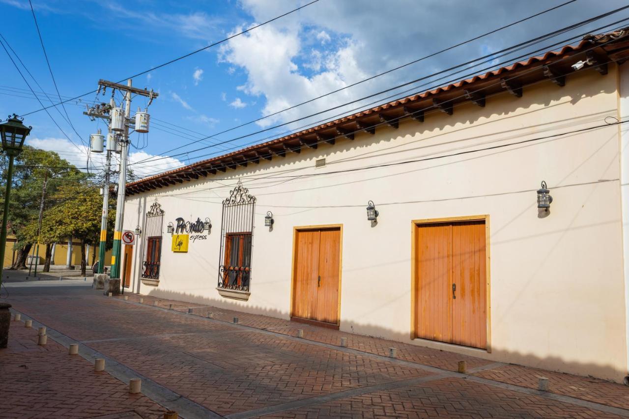 Apartamentos Casco Historico Comayagua Exterior photo